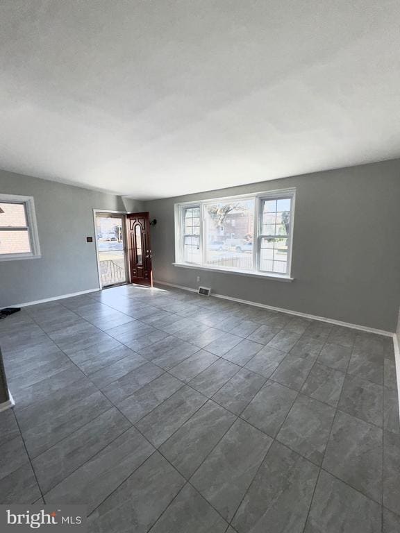 Building Photo - 7806 Summerdale Ave