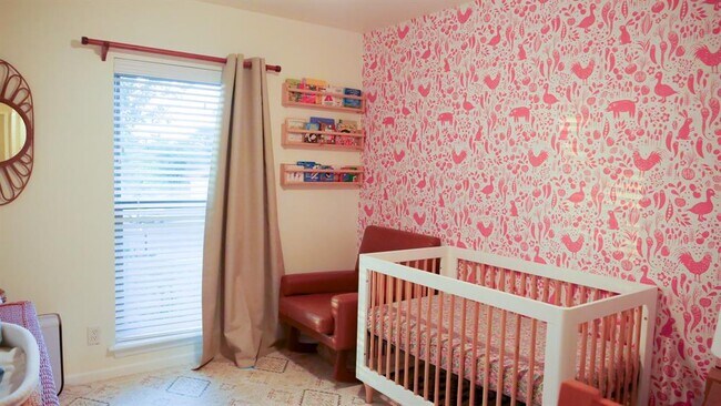 Building Photo - 4815 Oldfort Hill Dr