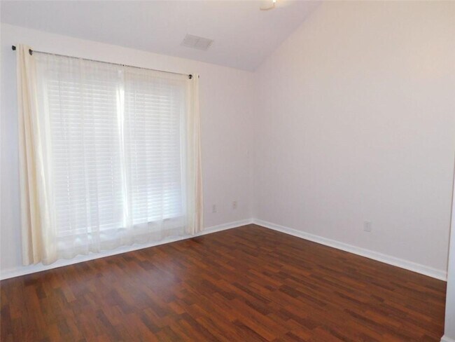 Building Photo - 2784 James Henry Dr