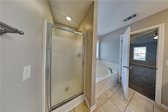 Building Photo - 3421 Lynley Mill Ln