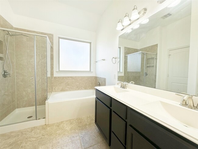 Building Photo - 18514 Magnolia Dell Dr