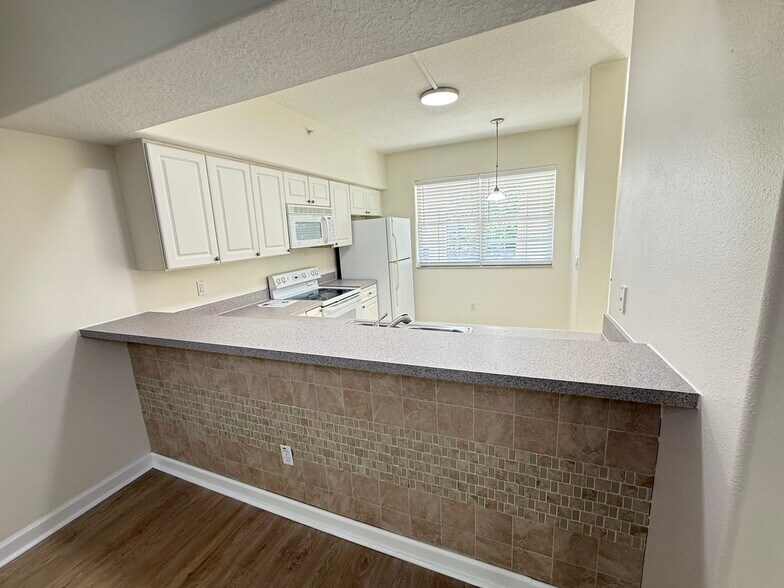 Building Photo - 90 San Juan Dr