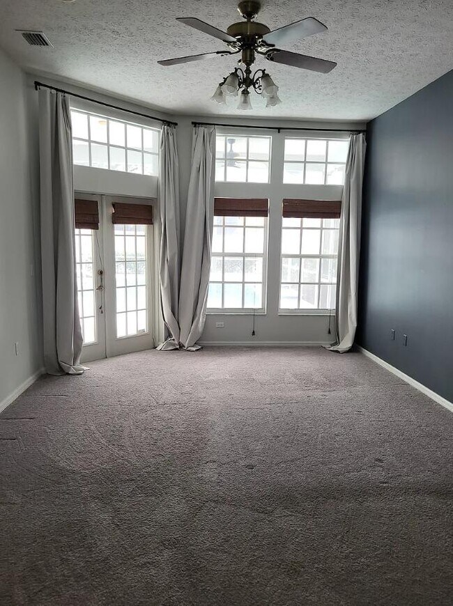 Building Photo - 7748 Burnet Ln