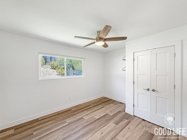 Building Photo - Modern 3B/2BA Home in Quiet Neighborhood with Private Yards and 2-Car Attached Garage