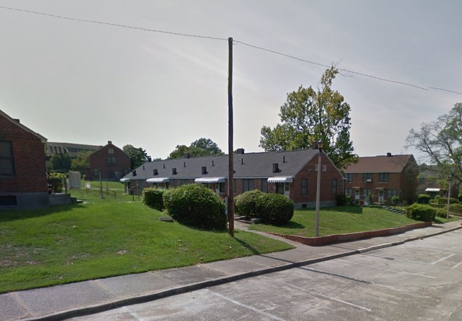 Primary Photo - Allen Benedict Court