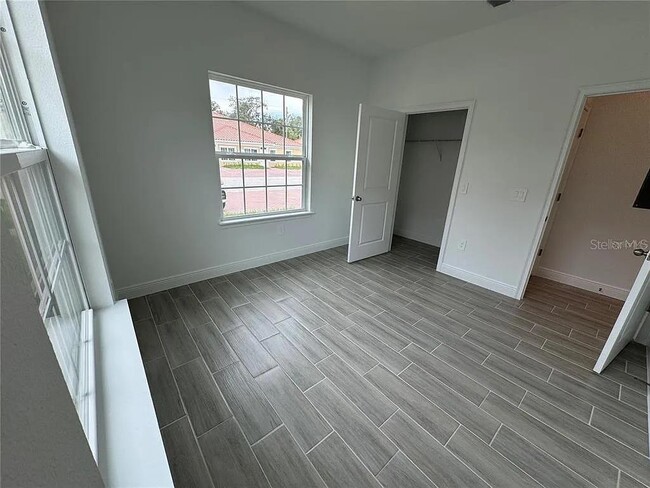 Building Photo - 1614 Cumin Dr