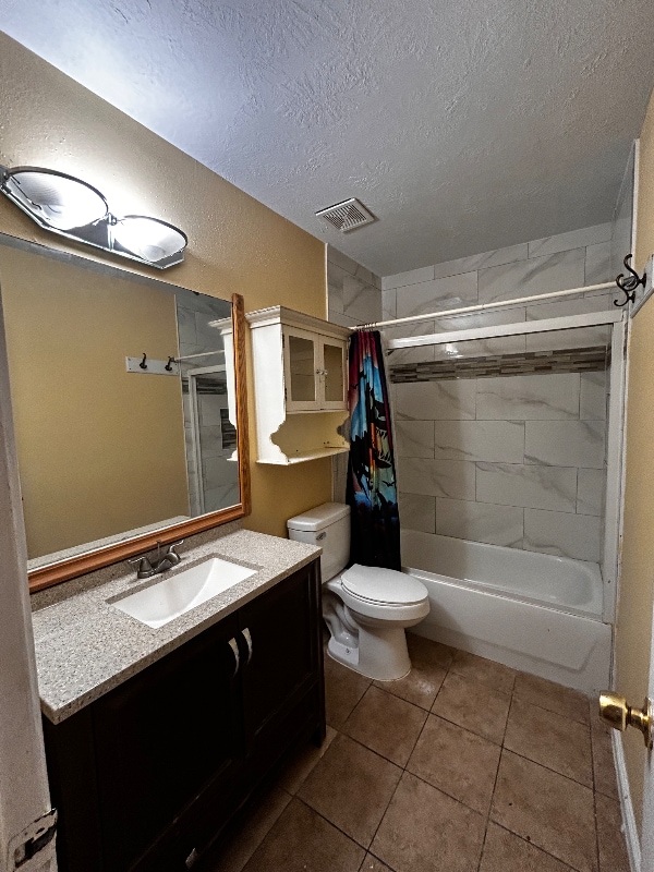 Building Photo - 1619 Bugle Run Dr