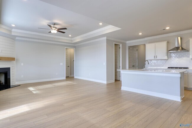 Building Photo - 188 Clift Crk Dr