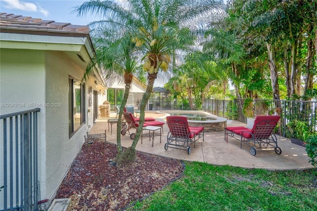 Building Photo - 1087 Deerwood Ln