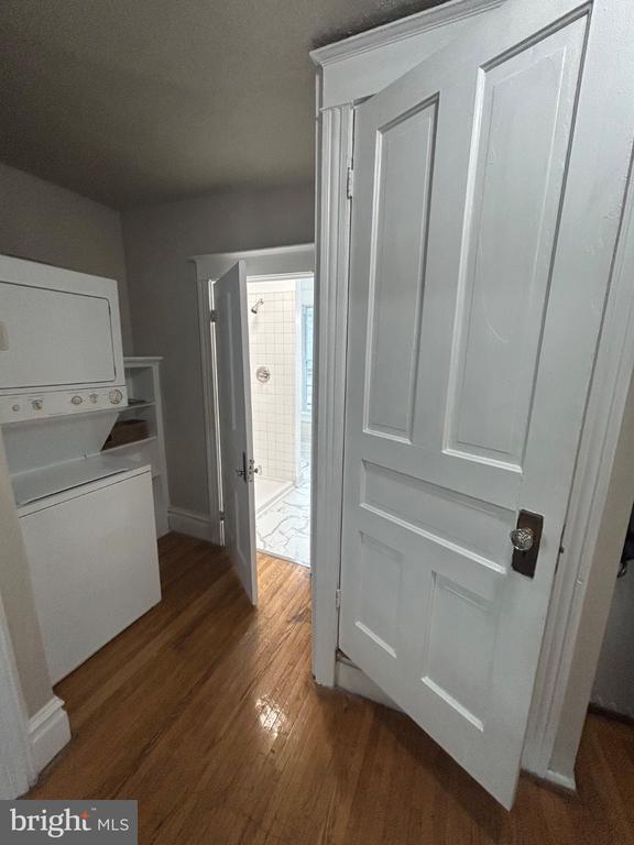 Building Photo - 3517 Rutherford St