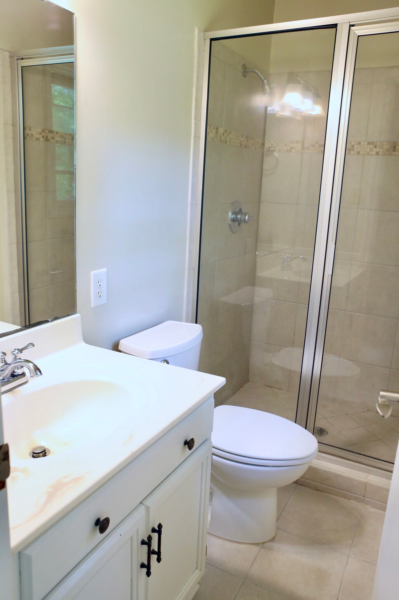 Primary Bath - 4004 Inwood Dr