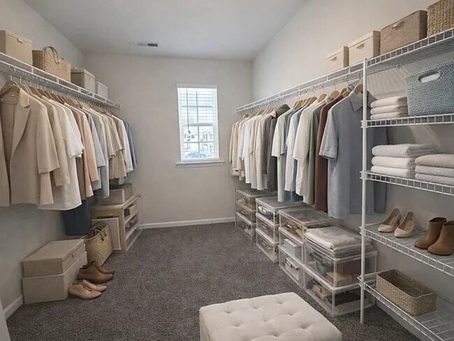 Building Photo - 1302 Falls of Hickory