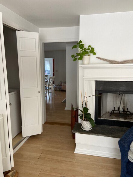 Building Photo - 4 McKendry Ct