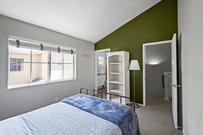 Master bedroom2 - 9960 Scripps Vista Way