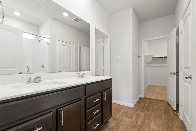 Building Photo - 113 Antrim Cove