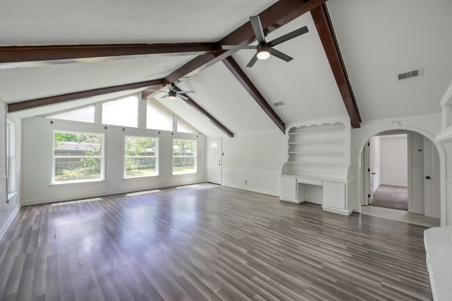 Building Photo - 29906 Hunters Rd