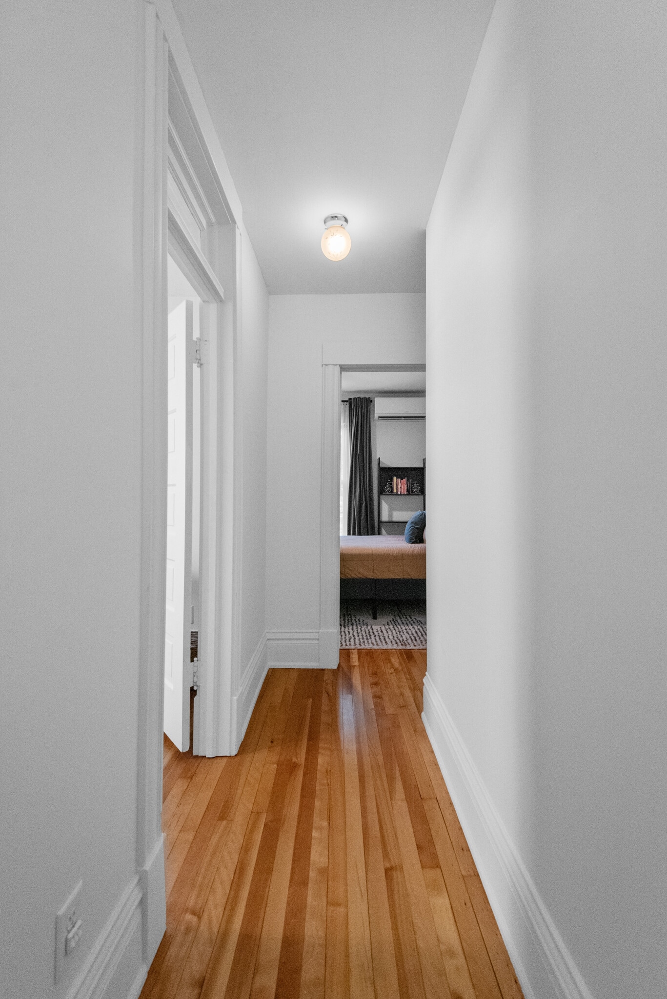 Building Photo - 3135 Humboldt Ave S