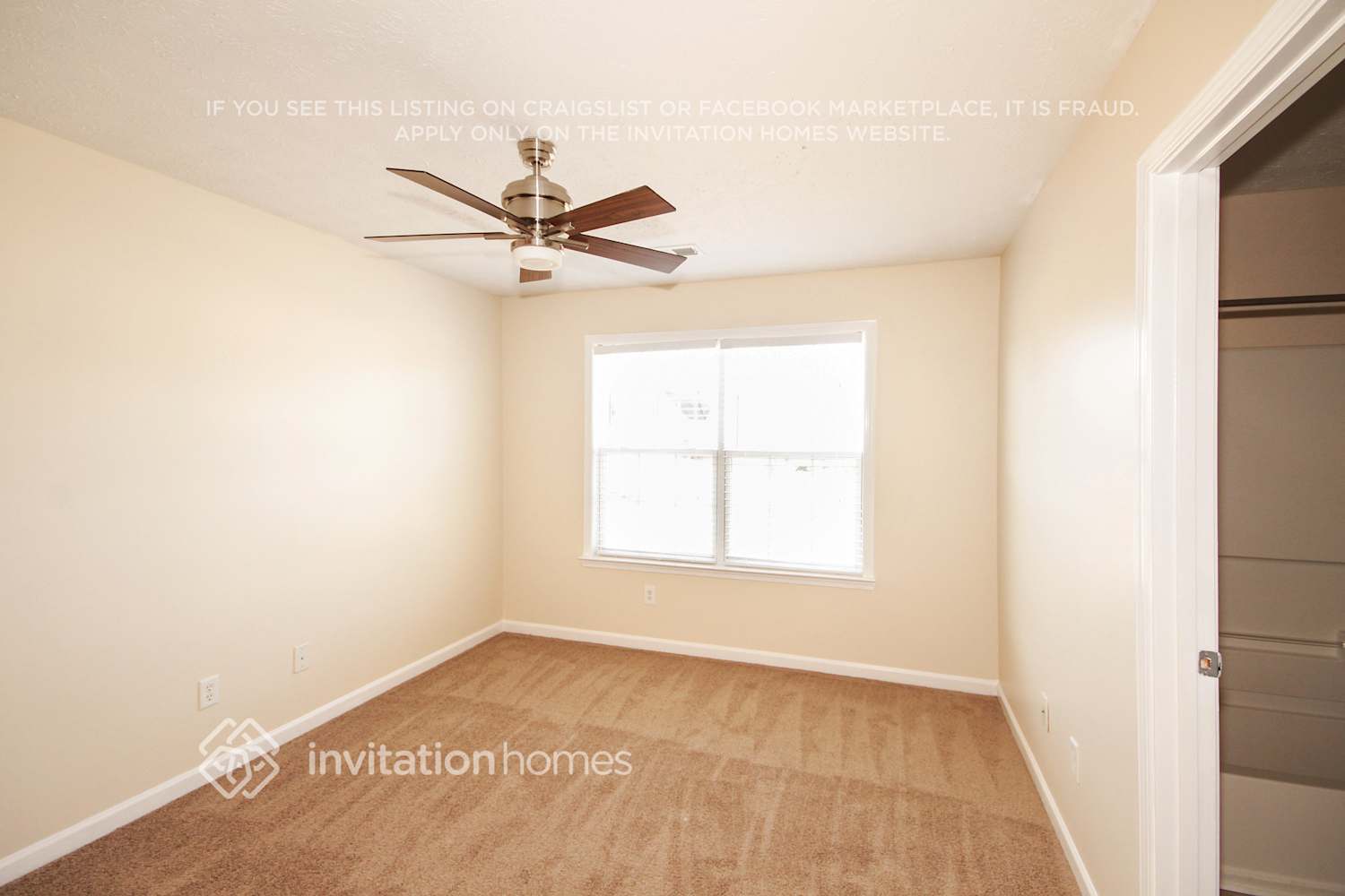 Building Photo - 1128 Aqua Shore Dr