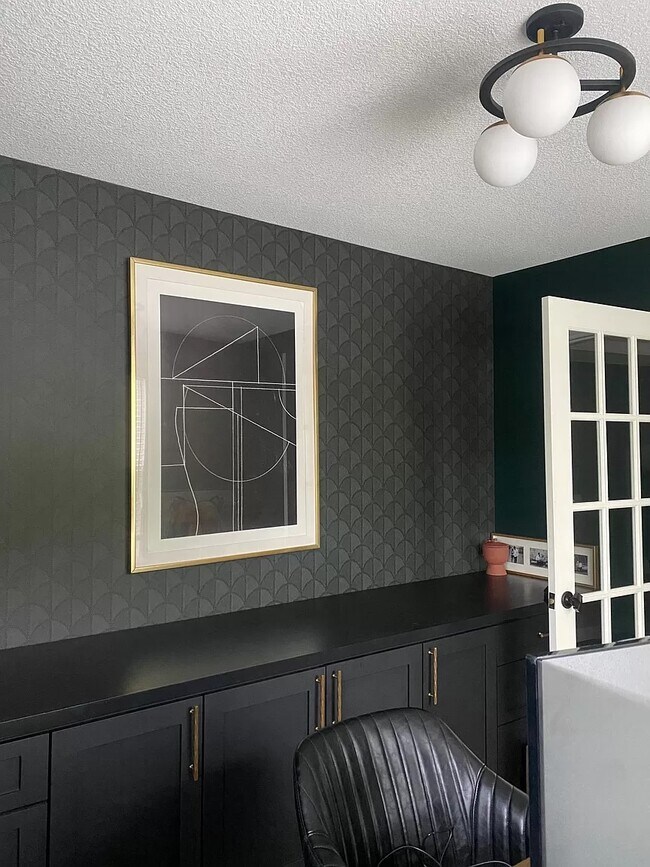 Building Photo - Upton