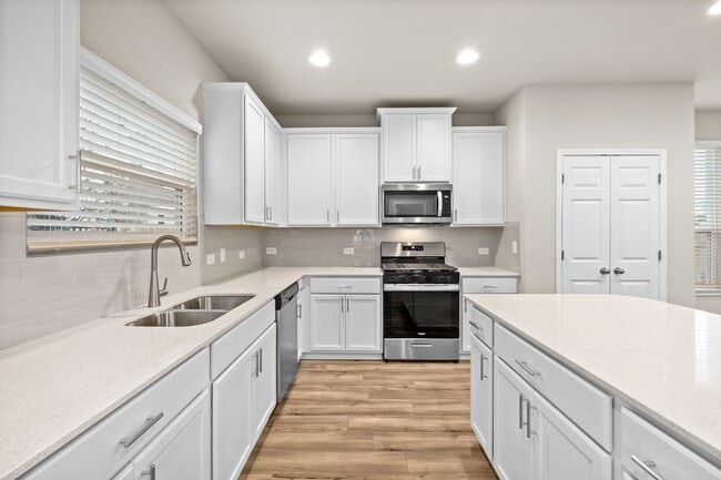 Building Photo - 1156 Autumn Heather Dr