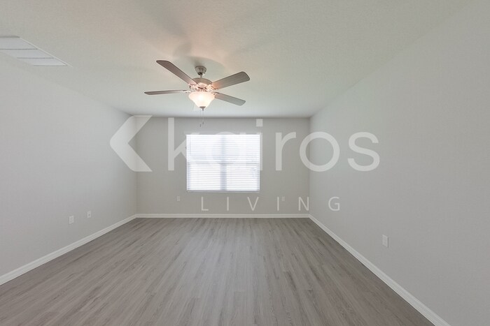 Building Photo - 8584 SW 44th Ct