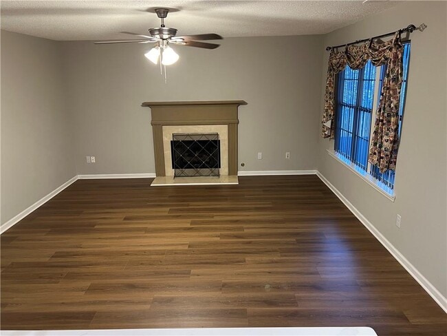 Building Photo - 6535 Glen Pond Trce