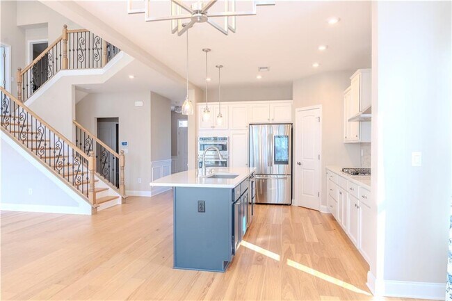 Building Photo - 8040 Scenic Ridge Wy