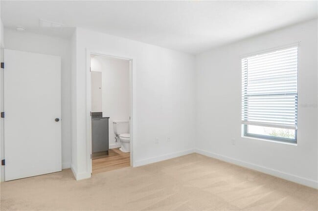 Building Photo - 3249 Energy Dr