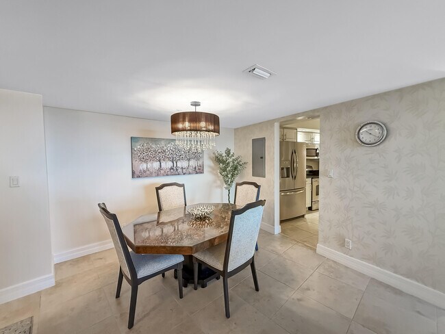 Building Photo - 3000 N Ocean Dr