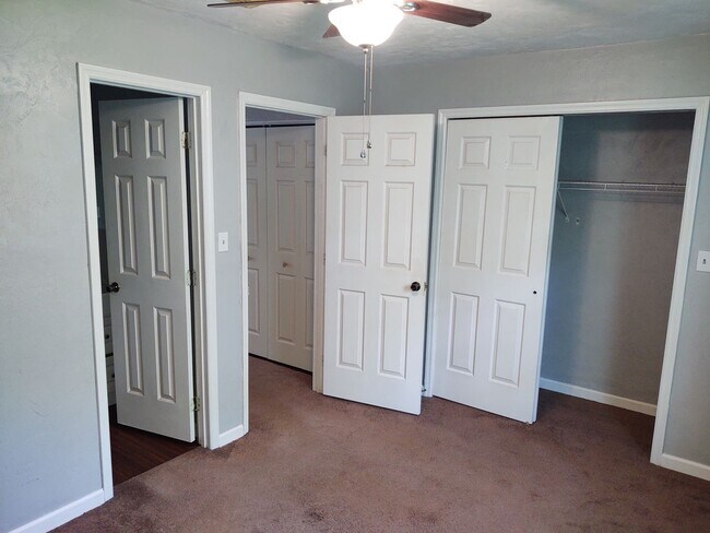 Building Photo - Now Leasing!