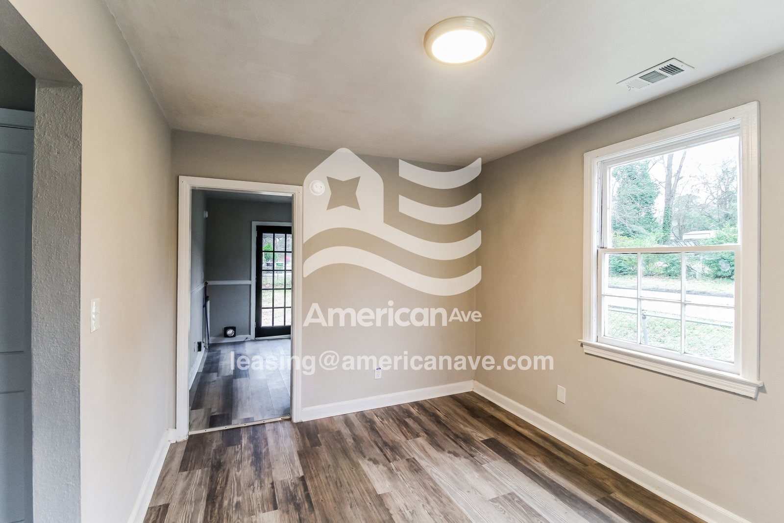 Building Photo - 2902 Pecan St