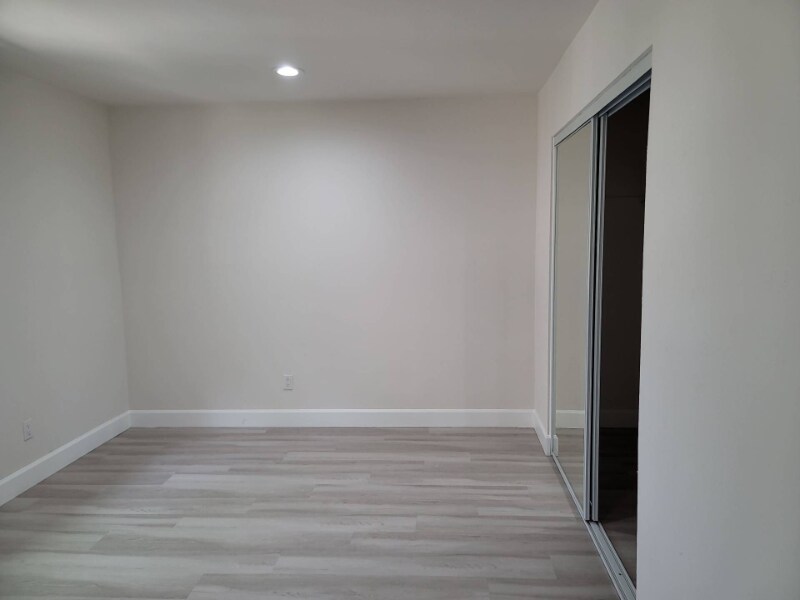 Building Photo - 9646 Winter Gardens Blvd