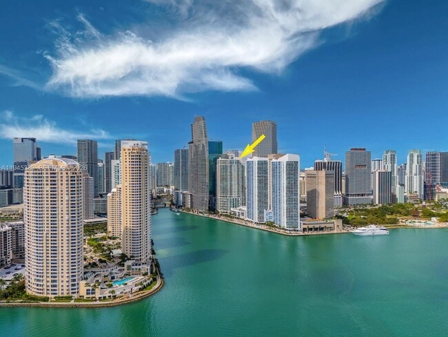 Building Photo - 300 S Biscayne Blvd