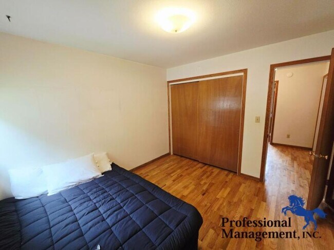 Building Photo - 6 bedroom in Billings MT 59102
