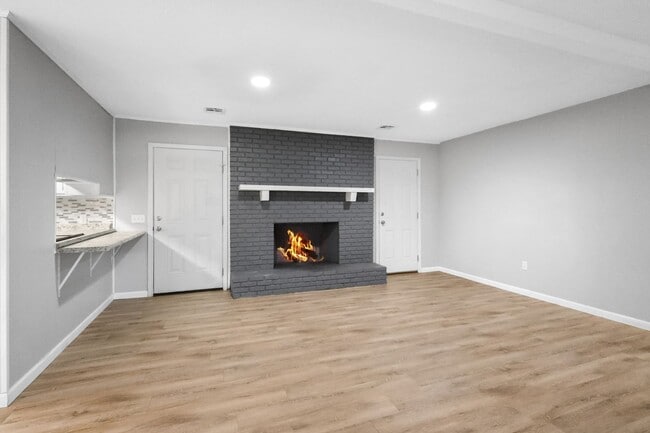 Building Photo - 3bd 2ba HOME FOR RENT!