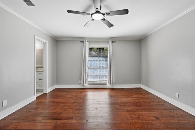 Building Photo - 10903 Mellow Ln