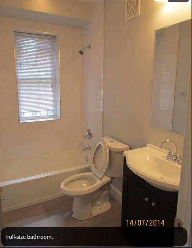 Building Photo - 1271 Morse St NE