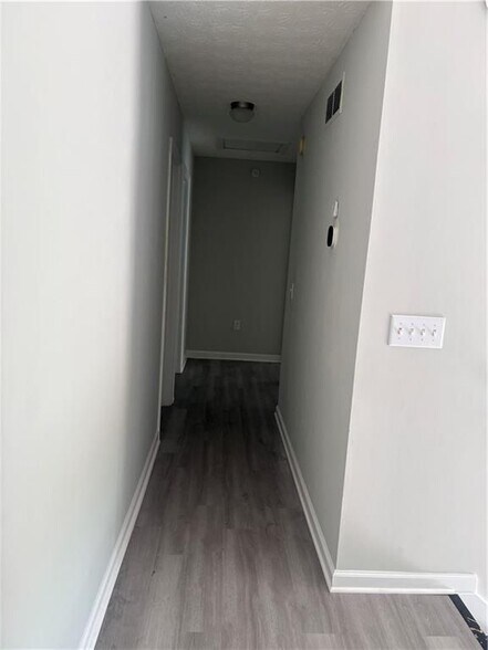 Building Photo - 122 Remington Pl Dr