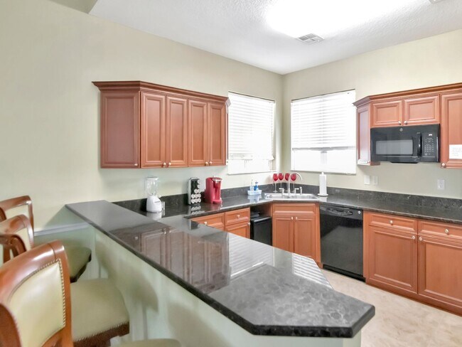 Building Photo - Waterfront Penthouse Living – Luxury 3 Bedroom / 2 Bath Condo on the Water