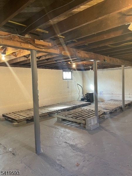 Building Photo - 246 Beaverbrook Rd