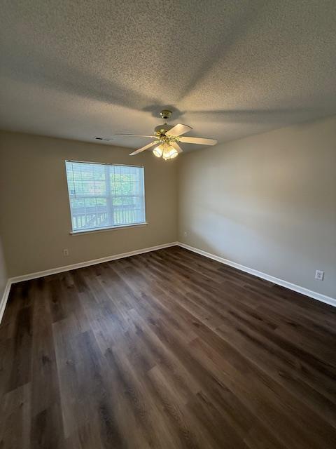Building Photo - 1020 Westbrook Ct