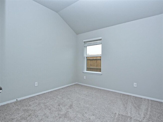 Building Photo - 208 Trailside Ln