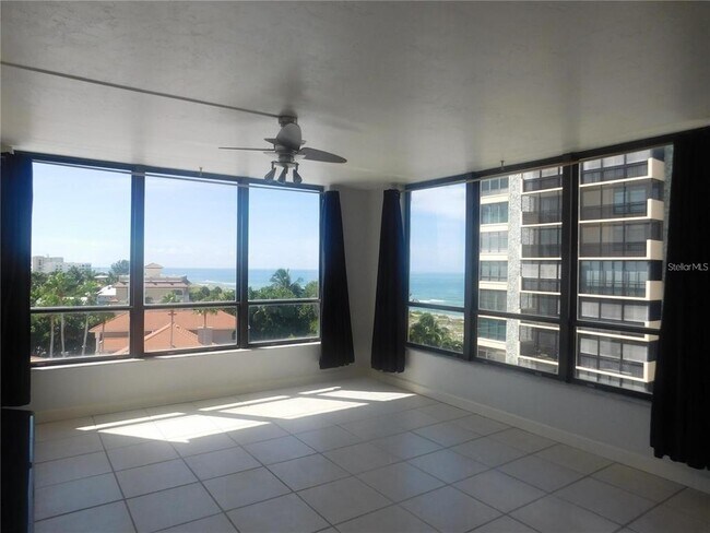 Building Photo - 627 Alhambra Rd