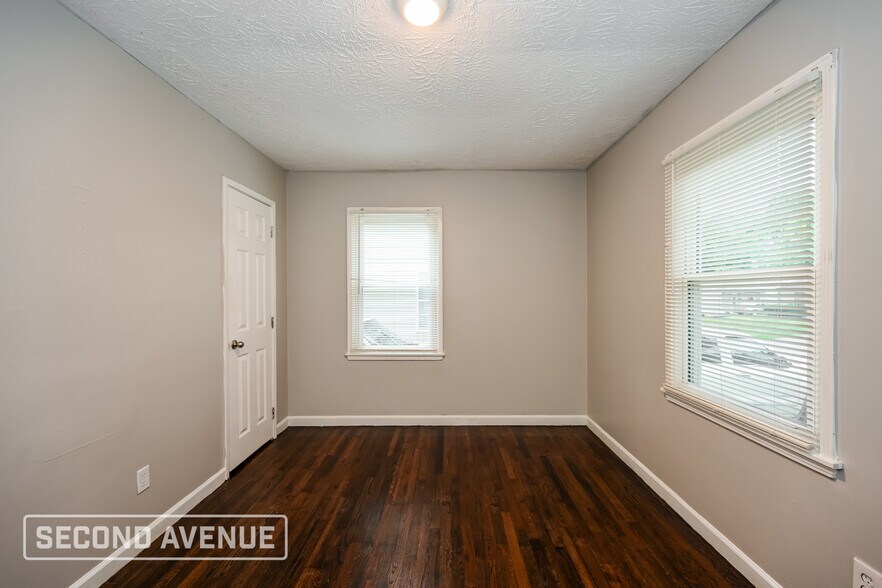 Building Photo - 6535 Coffey St