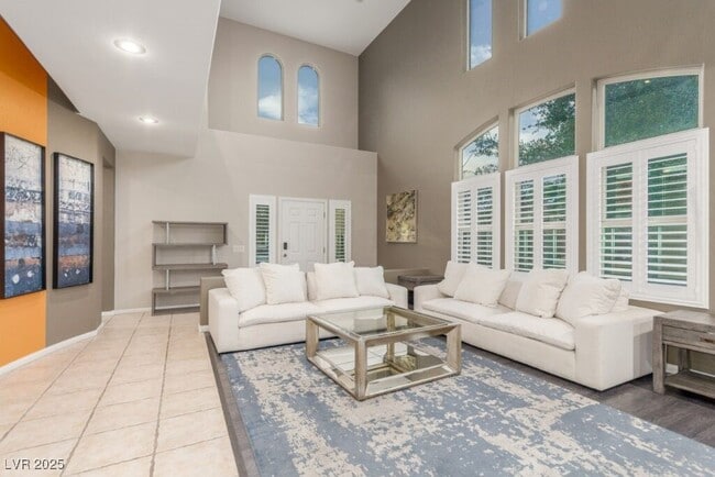 Building Photo - 4573 Milvio Ave