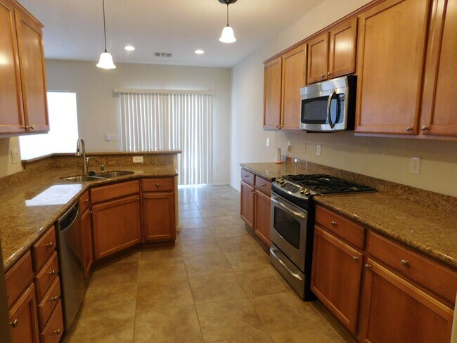 Building Photo - GORGEOUS HOME IN SUN CITY ALIANTE*AGE RESTRICTED COMMUNITY*3 LARGE BEDROOMS*OPEN FLOORPLAN*