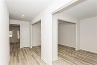 Building Photo - 668 Mackenzie Cv