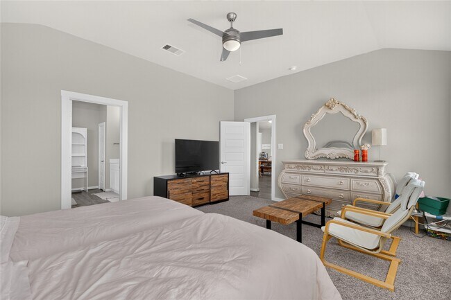 Building Photo - 3522 Gore Creek Dr
