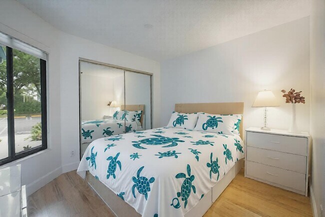 Building Photo - 903 Harbour Pointe Way