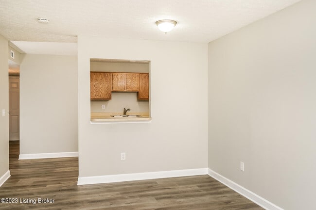 Building Photo - 2821 Rowan St